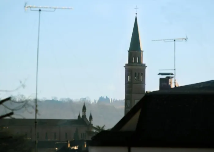 Pensjonat Garage Con *